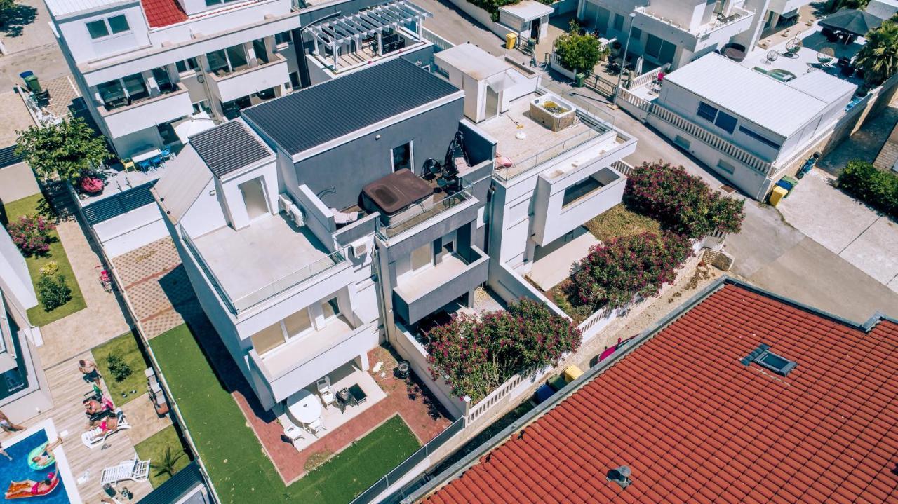 Villa Tina Novalja Luaran gambar